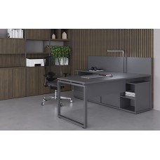 Mesa Executiva com Credenza Esq. Quadro)